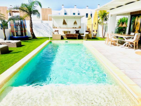 El Palmeral - Exlusive Villa with Private Pool in Corralejo
